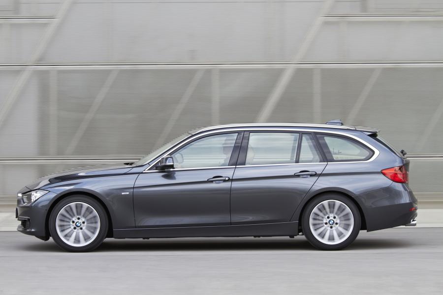  BMW 328i Touring Luxury 2012 года  (фото 119 из 200)